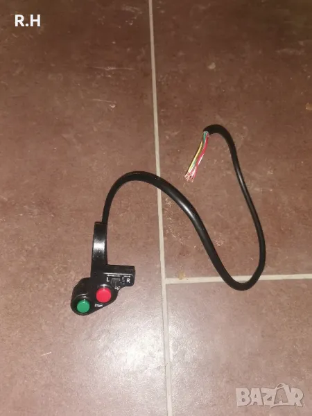 Конзола за АТВ, мотор или ел. тротинетка с функция за мигачи и два бутона за свирка и осветление, снимка 1