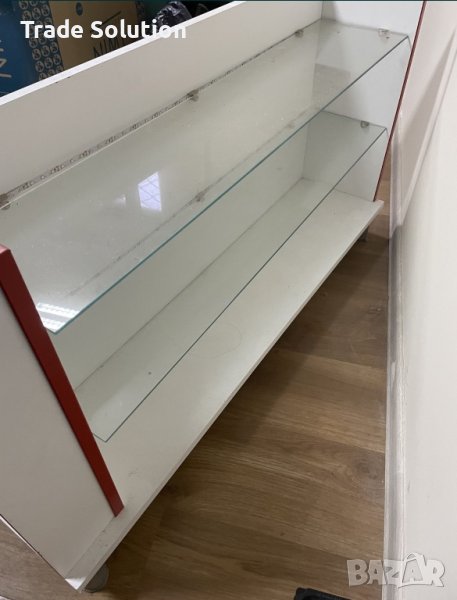 Продавам витрина етажерка, снимка 1