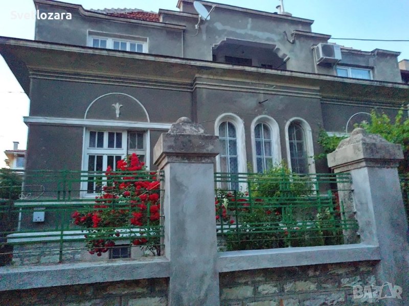 Етаж от къща в центъра на Сливен, снимка 1