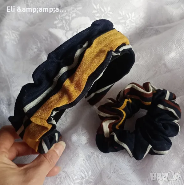 Диадема тъмно синьо, бяло и горчица със скрънчи, снимка 1