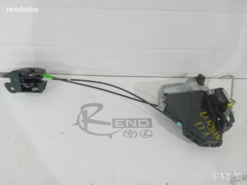 A046693 Предна лява брава врата Toyota Urban cruiser, снимка 1