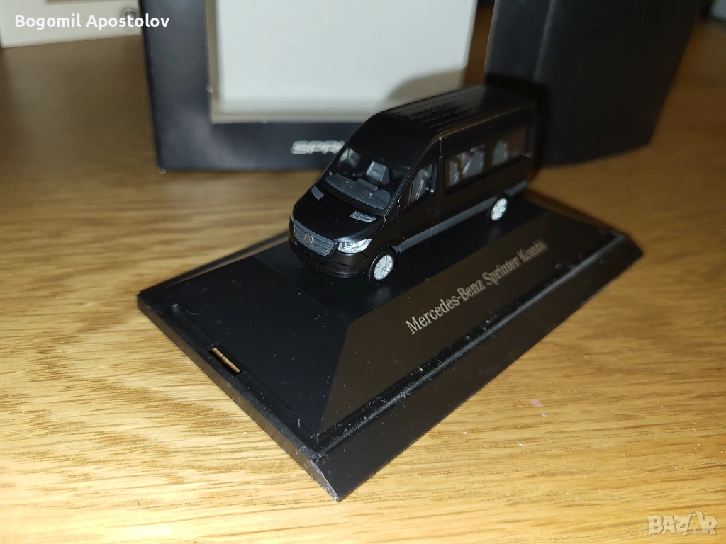 Умален модел на Mercedes Sprinter 1:87, снимка 1