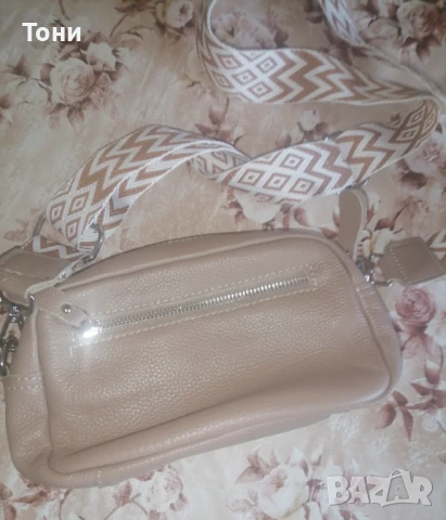 Нова Кожена Красива Дамска Чантичка , снимка 6 - Чанти - 50891717