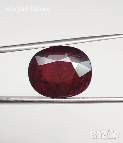 Класен тъмно червен естествен рубин с рядък 5.24кт.! Сертифициран! Нов!, снимка 3 - Други - 47476987