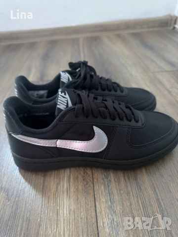 маратонки Nike дамски, снимка 8 - Маратонки - 56346254