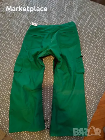 НОВ Сноуборд карго панталон WESC размер XL, снимка 4 - Зимни спортове - 49165495