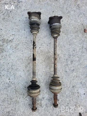 Задни полуоски Toyota Rav4 1