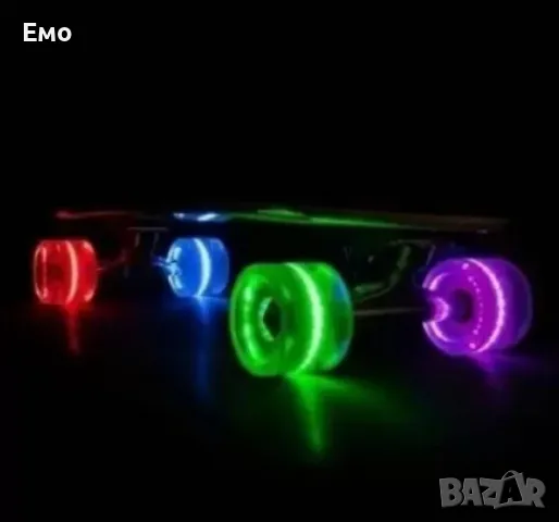 Емблема на градския стил: Скейтборд пениборд със светещи колела , снимка 5 - Скейтборд, ховърборд, уейвборд - 48342835