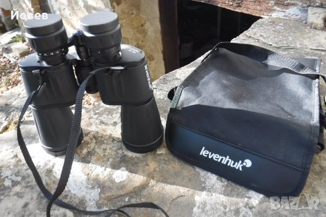 Бинокъл Levenhuk Atom 10–30x50