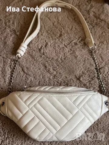 Нова бяла кожена чанта тип банан , снимка 3 - Чанти - 47319798