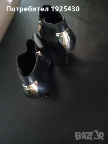 Боти Marciano GUESS , снимка 5 - Дамски боти - 52811581