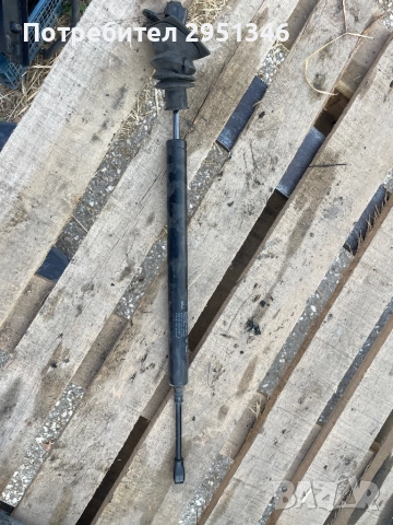 Амортисьор за врата Porsche Panamera 97053715100