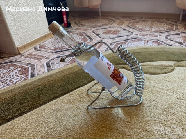 Луксозна поставка за бутилка вино – неръждаема никелирана стомана, оригинален дизайн, снимка 4 - Декорация за дома - 53843426