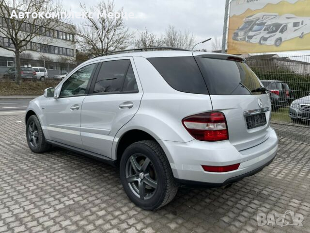Mercedes-Benz ML 300 CDI 4-Matic, снимка 6 - Автомобили и джипове - 36146336