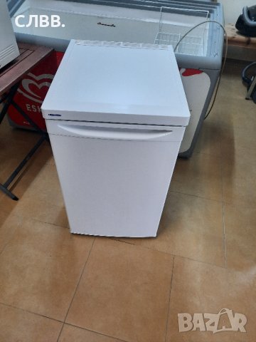 Продавам хладилник LIEBHERR , снимка 1 - Хладилници - 42649012