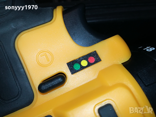 dewalt li-ion 24v+charger+2xbattery 0104222005, снимка 14 - Куфари с инструменти - 36311957