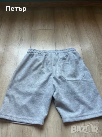 Продавам essentials fear of god къси панталонки размер Mz, снимка 5 - Къси панталони - 55857459