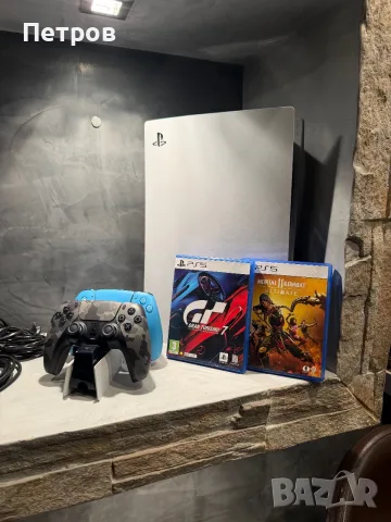 КАТО ЧИСТО НОВ PS5 Disc + 2 джойстика + много подаръци, снимка 2 - PlayStation конзоли - 56005176