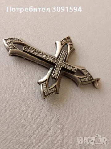 Много красив голям сребърен кръст със циркони проба925, снимка 10 - Антикварни и старинни предмети - 47621877