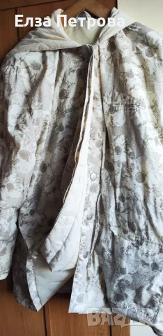 Дамско цвят екрю на цветя в кафяво зимно/късна есен с качулка/яка с цип яке