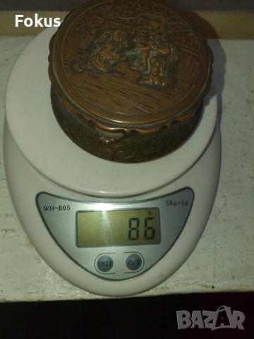 Стара кована бронзова кутийка с коприна маркировка, снимка 6 - Антикварни и старинни предмети - 53430818