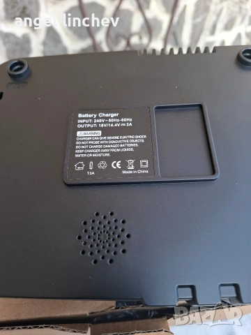 продавам чисто нови зарядни за Макита, снимка 2 - Винтоверти - 53745205