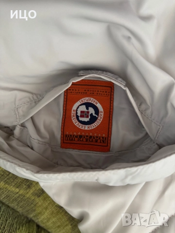 Двулицев младежки елек Napapijri, снимка 2 - Детски якета и елеци - 52152328