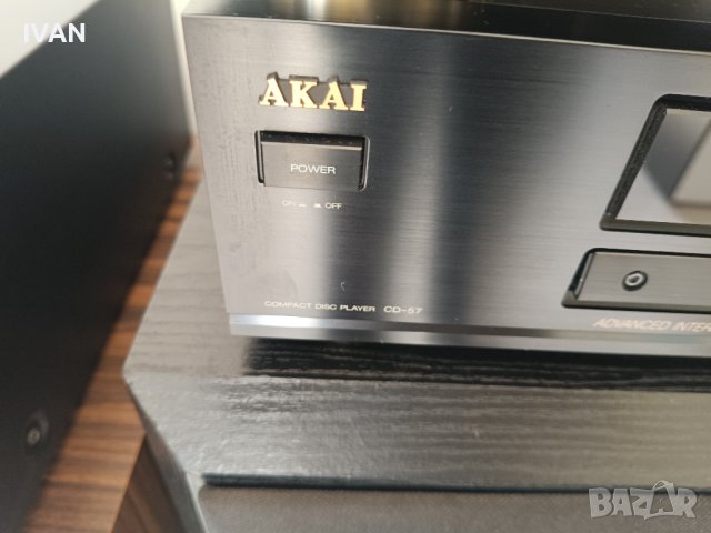 Продавам СД плеяра и тунер akai, снимка 2 - Ресийвъри, усилватели, смесителни пултове - 44416531