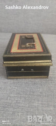 Винтидж английска метална кутия за пари - ENGLISH MAKE ( 1935 - 1945г.), снимка 15 - Други ценни предмети - 53577300