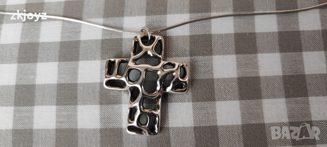 ГОЛЯМА СРЕБЪРЕНА ВИСУЛКА КРЪСТ РОДИРАНА 7.40 ГРАМА / ПРОБА 925, снимка 2 - Колиета, медальони, синджири - 44516514