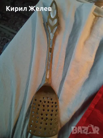 СТАРА ОГРОМНА БРОНЗОВА ЛОПАТКА - ЦЕДКА РЪЧНО ИНКРУСТИРАНА със СЕДЕФ - ЧАСТ от РЕТРО КОМПЛЕКТ 45545, снимка 18 - Други ценни предмети - 47006165