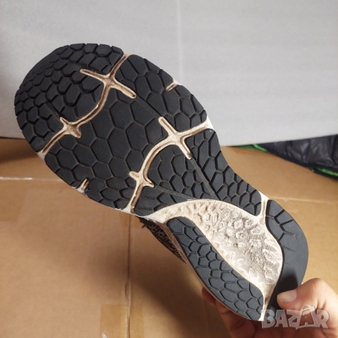 маратонки New Balance 880 D M880K10 номер 41,5 --42, снимка 4 - Маратонки - 37851292