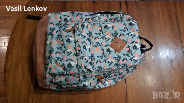 Раница с папагали , снимка 2 - Раници - 50593583