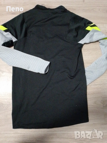 Блуза Nike, снимка 3 - Спортни дрехи, екипи - 53848014