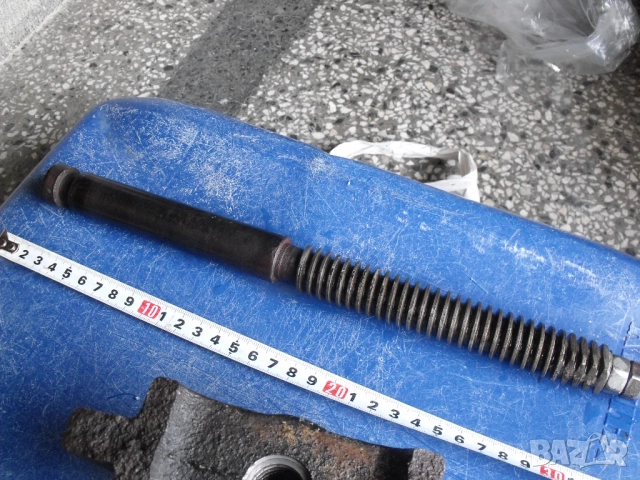 Винт от кран за вода или пара, снимка 4 - Други машини и части - 51629013