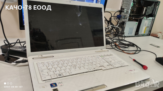 Лаптоп Toshiba Satellite L775D-10V