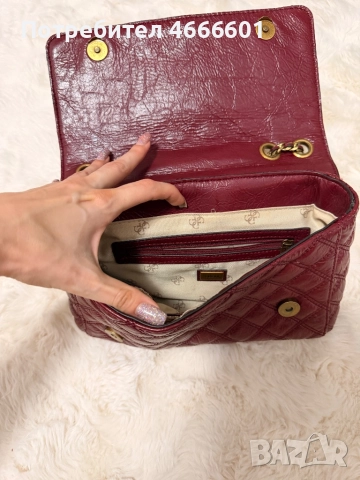 Чанта Guess , снимка 7 - Чанти - 52641735