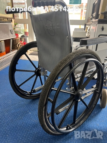 Инвалидна количка Alpha – стабилна, сгъваема, в отлично състояние, снимка 4 - Инвалидни колички - 52436526