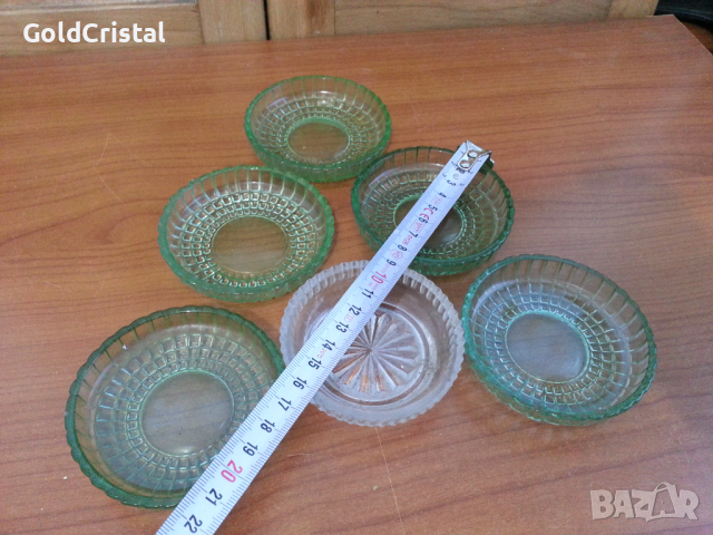 Стъклени чинийки цветно зелено стъкло, снимка 4 - Антикварни и старинни предмети - 36502212