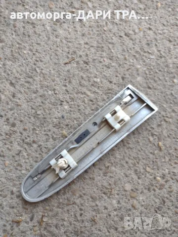 Лайсна за калник за Мерцедес ЦЛК/CLK, снимка 2 - Части - 50139567