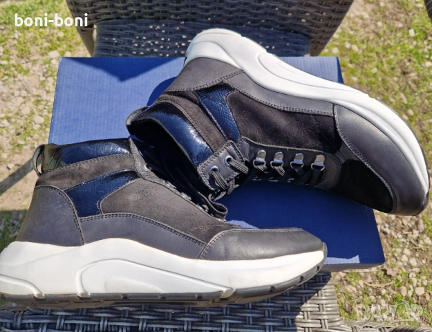 Кецове Caprice естествена кожа, снимка 2 - Кецове - 53869881