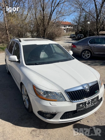 Skoda Octavia vRS 2.0 TFSI (200 к.с.) — Изключително състояние, снимка 12 - Автомобили и джипове - 53814983