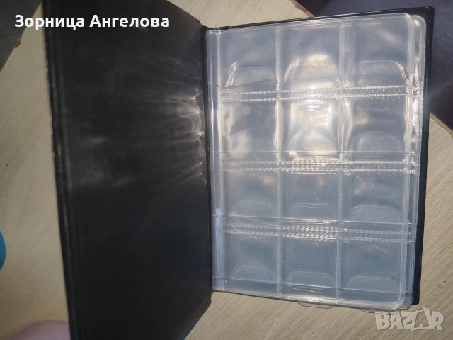 Класьор за монети джобен за 144 броя , снимка 3 - Нумизматика и бонистика - 53137458