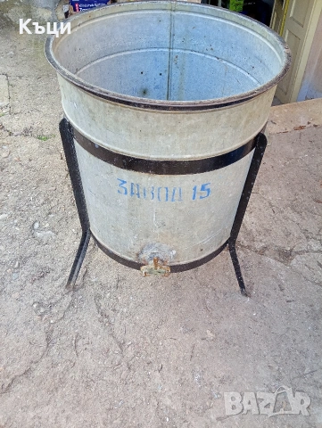 Центрофуга за пчелен мед 8 -рамкова, снимка 2 - За пчели - 53747054