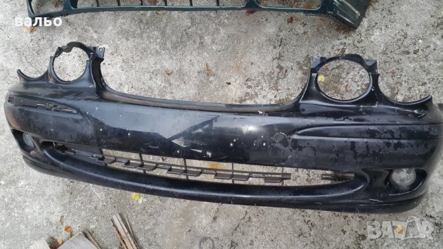 Продавам предна броня за Ягуар Х-теип 2001г. 30лв.