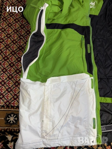 Мъжко ски яке Helly Hansen, снимка 3 - Зимни спортове - 53015718