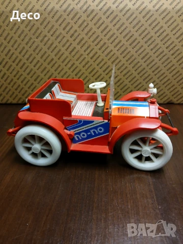 Стара руска играчка автомобил Норма.