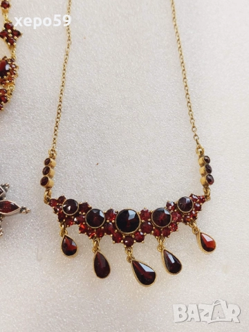 Лот колиета и медальони,злато, сребро, позлата,гранати, снимка 4 - Бижутерийни комплекти - 52334220