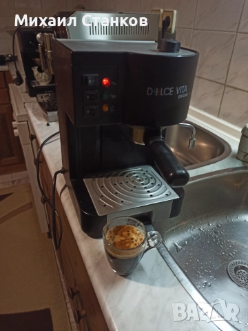 Кафе машина Долче Вита, снимка 4 - Кафемашини - 52571565