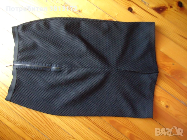 черна eластична пола S, снимка 2 - Поли - 50839716